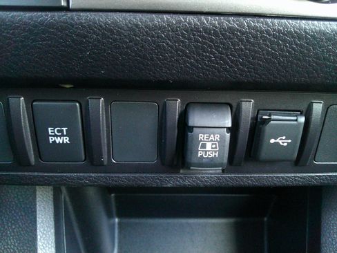 Used 2023 Toyota Tacoma SR5 image 29