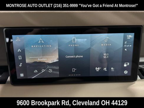 Used 2020 Land Rover Defender 110 First Edition AWD/4WD image 25