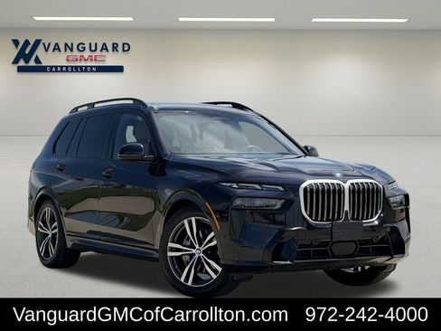 Used 2023 BMW X7 xDrive40i w/ M Sport Package AWD/4WD image 1