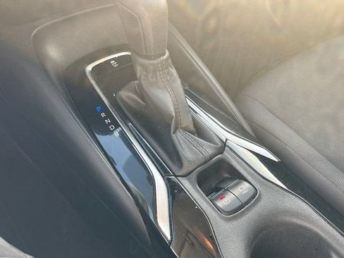 Used 2022 Toyota Corolla LE FWD image 21
