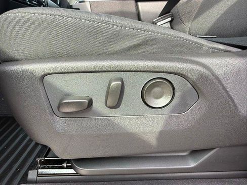 New 2026 Chevrolet Silverado 1500 LT image 19