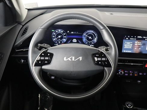 Used 2023 Kia Niro Wind FWD image 7