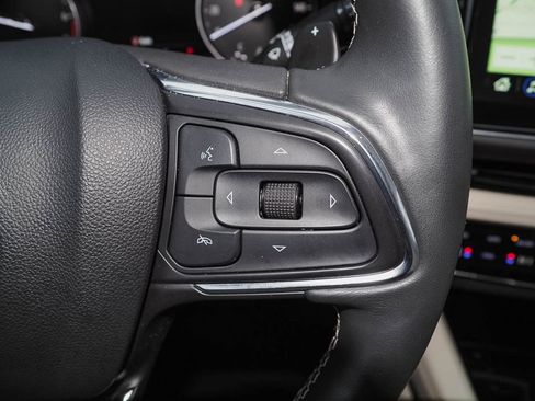 Used 2023 Buick Envision Avenir image 34