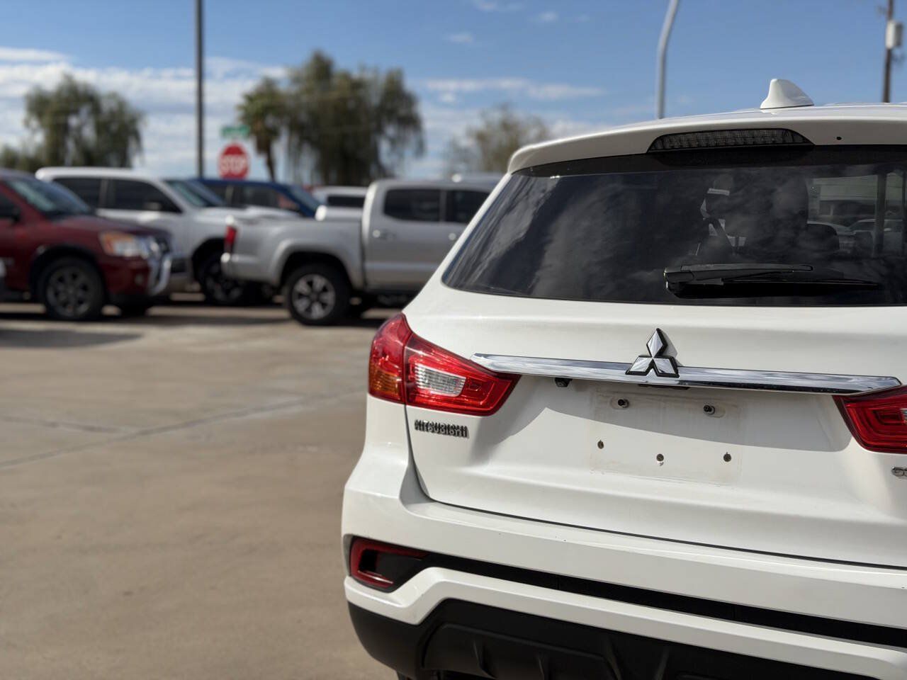 Used 2018 Mitsubishi Outlander Sport ES AWD/4WD image 20