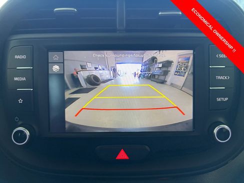 Used 2023 Kia Soul LX w/ Option Group 015 image 17