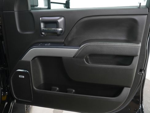 Used 2019 Chevrolet Silverado 3500 LTZ w/ Duramax Plus Package image 12