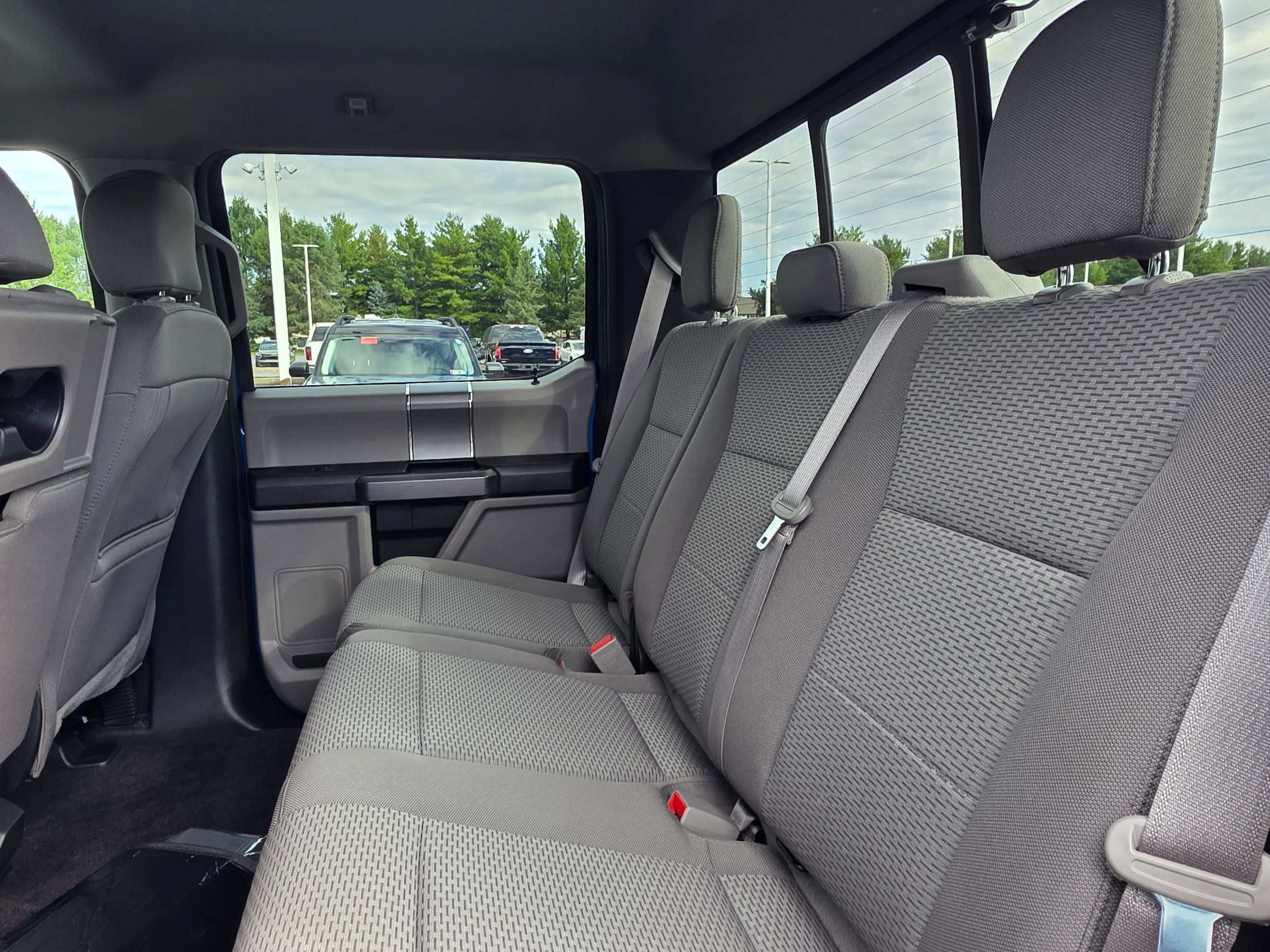 Used 2020 Ford F150 XLT w/ Equipment Group 302A Luxury AWD/4WD image 11