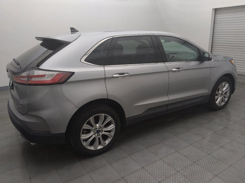 Used 2022 Ford Edge Titanium w/ Equipment Group 301A AWD/4WD image 10