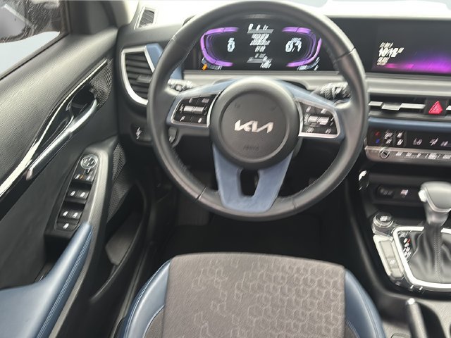 Used 2025 Kia Seltos S FWD image 18