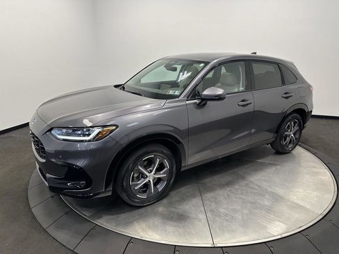Certified 2024 Honda HR-V EX-L image 4