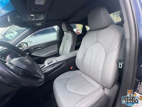 Used 2019 Toyota Avalon XLE w/ Moonroof Package FWD image 16