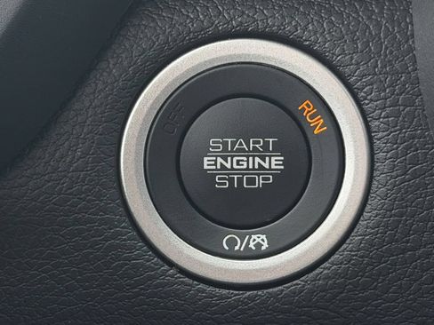 Used 2025 RAM 2500 Big Horn AWD/4WD image 12