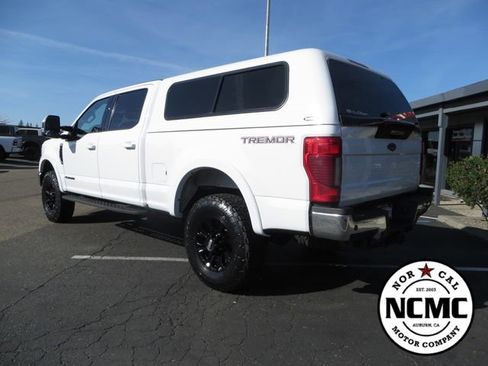 Used 2021 Ford F350 Lariat w/ Tremor Off-Road Package AWD/4WD image 3