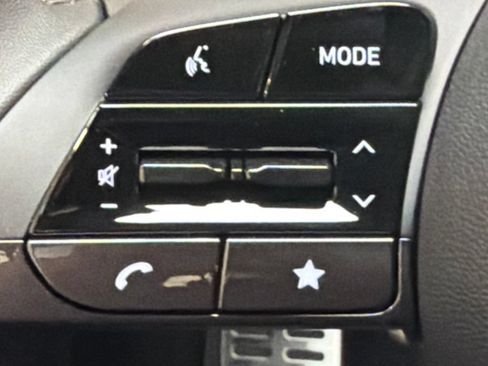 New 2026 Hyundai Elantra SEL Sport FWD image 20