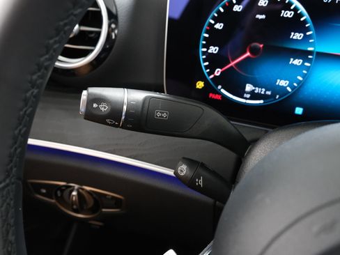 Used 2023 Mercedes-Benz E 350 4MATIC Sedan image 10