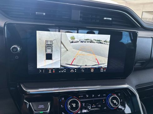Used 2025 GMC Sierra 1500 Denali w/ Denali Reserve Package AWD/4WD image 27