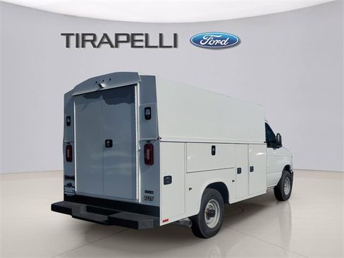 New 2026 Ford E-350 and Econoline 350 Super Duty w/ Power Equipment Group image 5