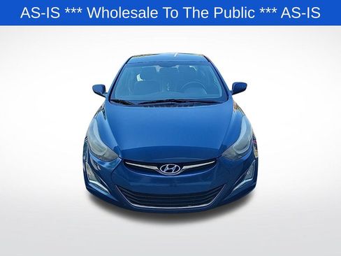 Used 2014 Hyundai Elantra SE w/ Option Group 02 FWD image 2