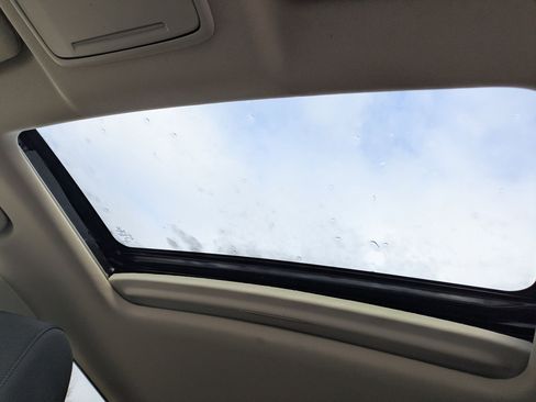 Certified 2023 Honda CR-V EX image 12