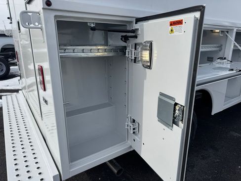 New 2026 Ford Transit 350 image 41