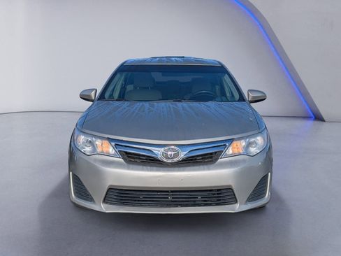 Used 2014 Toyota Camry LE FWD image 5