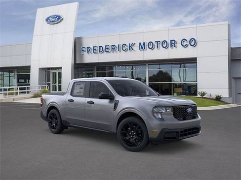 New 2026 Ford Maverick XLT w/ XLT Luxury Package AWD/4WD image 7
