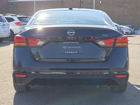 Used 2023 Nissan Altima 2.5 SV image 13