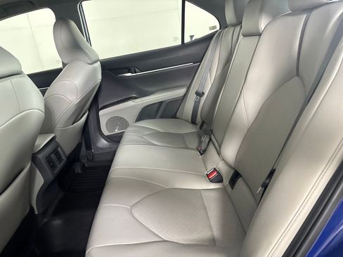 Used 2023 Toyota Camry XLE FWD image 22