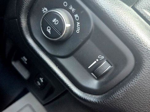 Used 2020 RAM 1500 Big Horn image 28