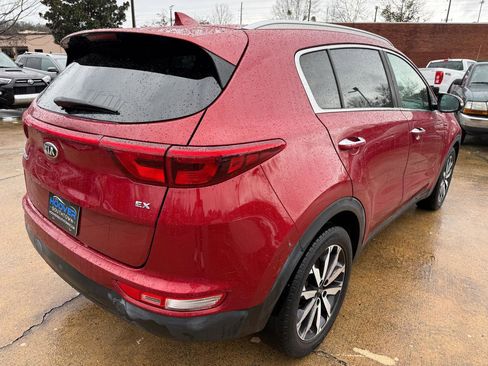 Used 2019 Kia Sportage EX image 5