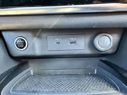 Used 2023 Nissan Rogue S AWD/4WD image 22