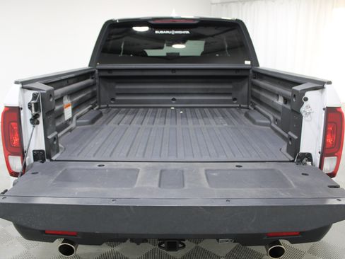 Used 2024 Honda Ridgeline Sport image 21