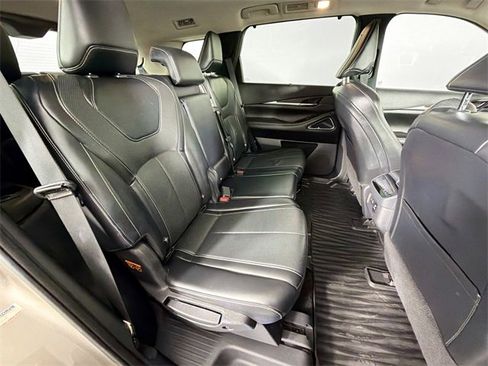 Used 2022 INFINITI QX60 Sensory image 27