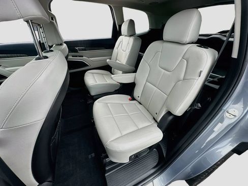 Certified 2024 Kia Telluride SX FWD image 26
