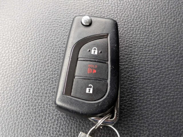 Used 2025 Toyota RAV4 LE FWD image 27
