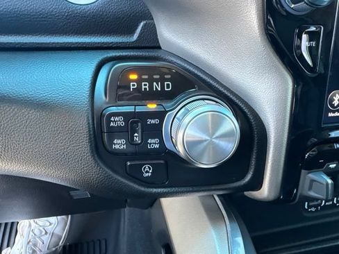 Used 2021 RAM 1500 Laramie AWD/4WD image 3