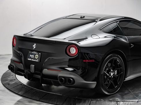 Used 2017 Ferrari F12 Berlinetta RWD image 22