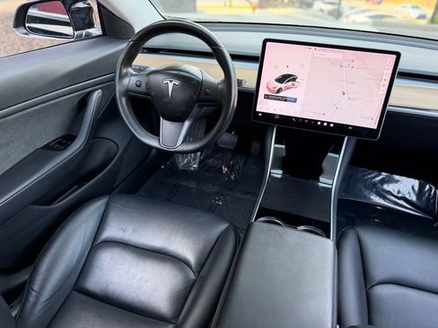 Used 2018 Tesla Model 3 Long Range image 40