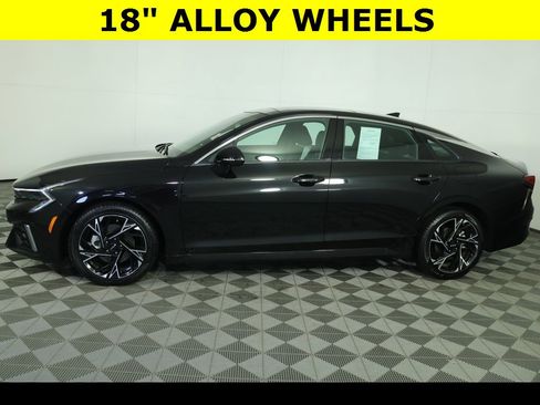Used 2025 Kia K5 GT-Line w/ GT-Line Premium Package image 15