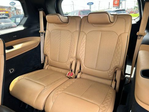 Used 2024 Jeep Grand Cherokee L Summit w/ Advanced Protech Group IV AWD/4WD image 10
