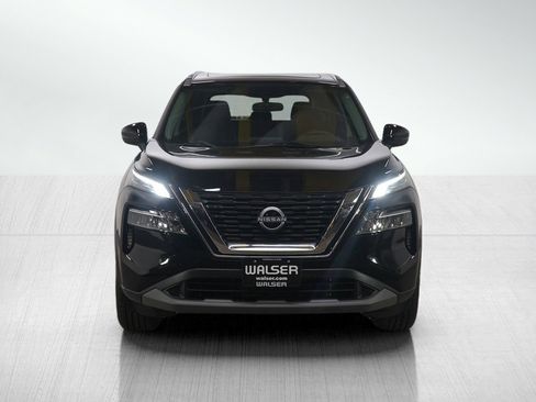 Used 2023 Nissan Rogue SV w/ SV Premium Package image 8