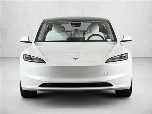 Used 2025 Tesla Model 3 Long Range RWD image 2