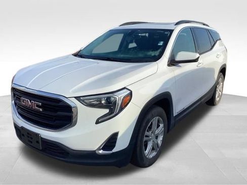 Used 2019 GMC Terrain SLE w/ Driver Convenience Package FWD image 1
