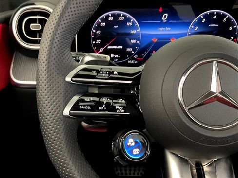 Certified 2025 Mercedes-Benz GLC 43 AMG 4MATIC image 11