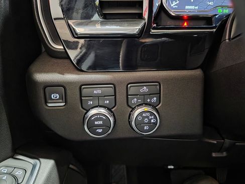 Used 2023 GMC Sierra 1500 Elevation w/ LPO, GMC Protection Package image 30