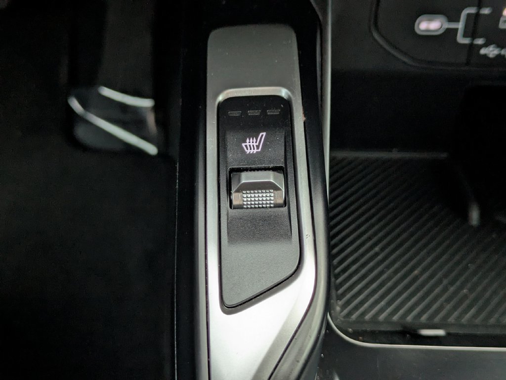 Used 2024 Kia Sorento S AWD/4WD image 25