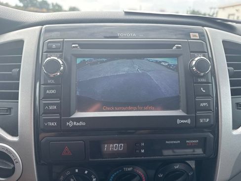 Used 2012 Toyota Tacoma 4x4 Double Cab w/ TRD Sport Upgrade Pkg image 19