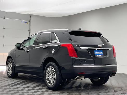 Used 2017 Cadillac XT5 Luxury w/ Driver Awareness Package AWD/4WD image 11