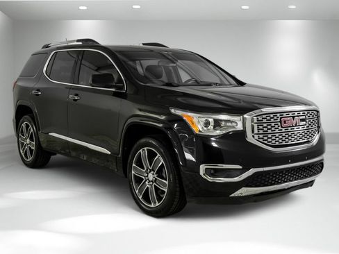 Used 2019 GMC Acadia Denali AWD/4WD image 5