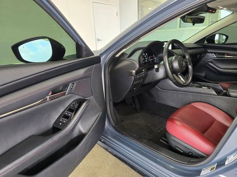 Used 2024 MAZDA MAZDA3 s image 21